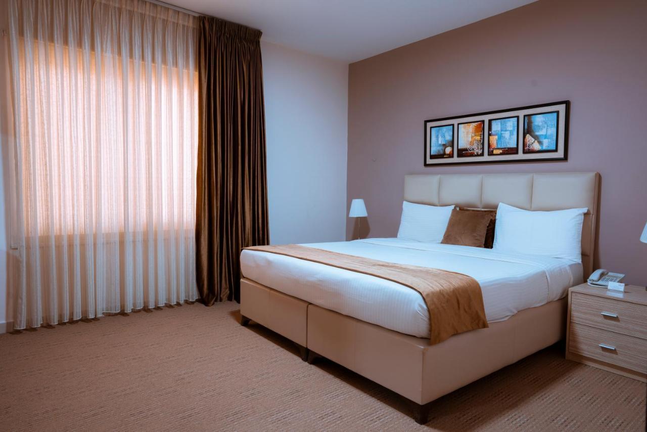 Rawa Hotel Suites Amman Bagian luar foto